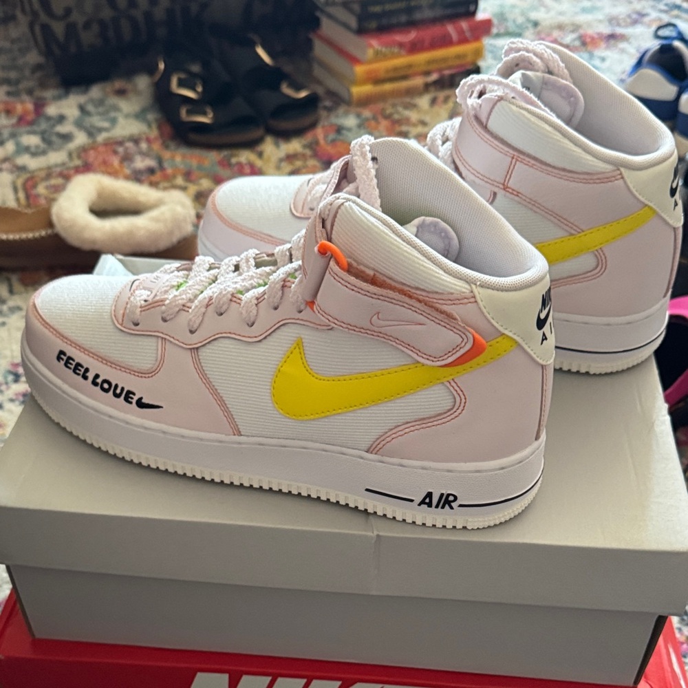 Nike Air Force 1 ‘07 Mid - White and Yellow High-Top Sneakers